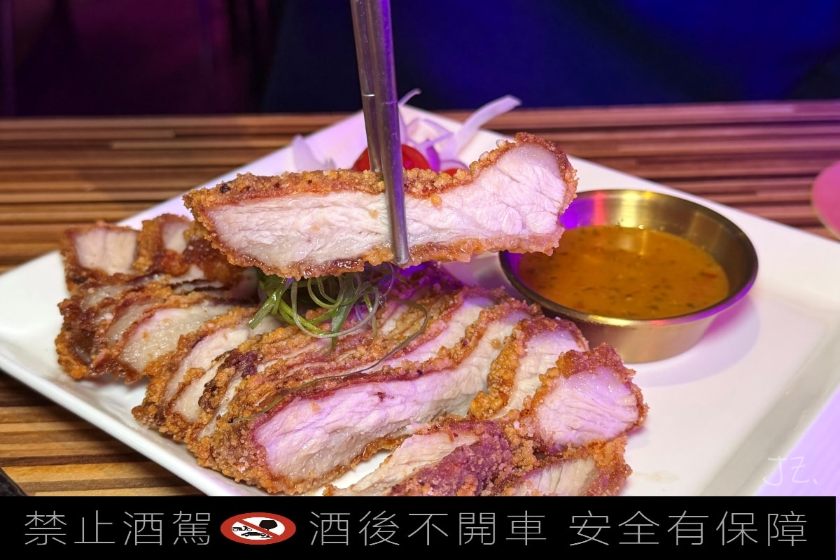 食記★鹿餐酒館｜新北永和深夜美食 週末駐唱餐酒館的微醺夜生活