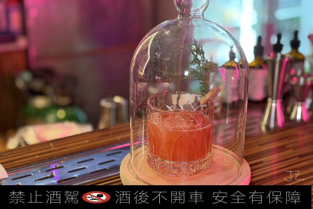 食記★鹿餐酒館｜新北永和深夜美食 週末駐唱餐酒館的微醺夜生活