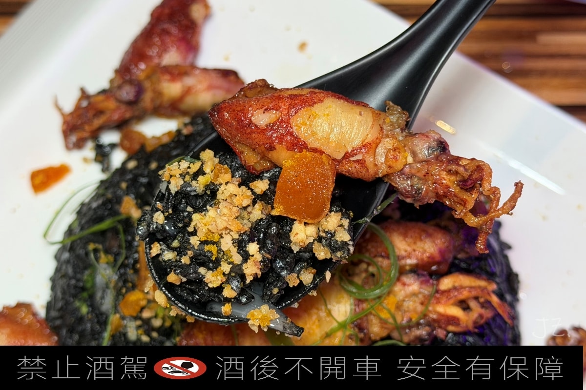 食記★鹿餐酒館｜新北永和深夜美食 週末駐唱餐酒館的微醺夜生活