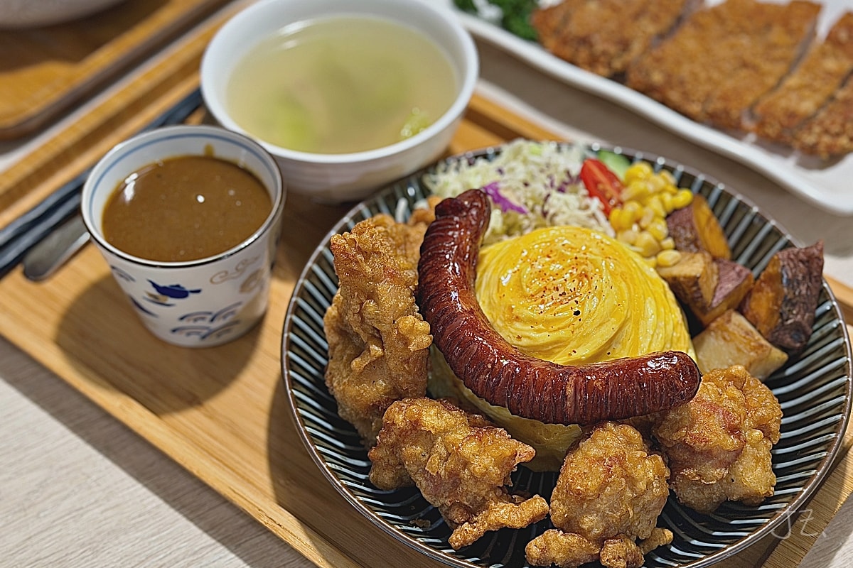 私嚐の吃飯|新竹東區寵物友善餐廳,必點超人氣日式咖哩丼飯、好多蛤蠣烏龍麵 - 第8張圖 私嚐の吃飯|新竹東區寵物友善餐廳,必點超人氣日式咖哩丼飯、好多蛤蠣烏龍麵