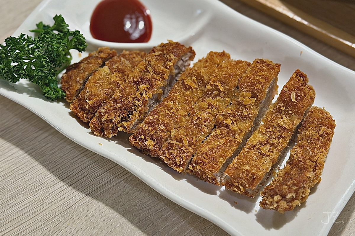 私嚐の吃飯|新竹東區寵物友善餐廳,必點超人氣日式咖哩丼飯、好多蛤蠣烏龍麵 - 第19張圖 私嚐の吃飯|新竹東區寵物友善餐廳,必點超人氣日式咖哩丼飯、好多蛤蠣烏龍麵