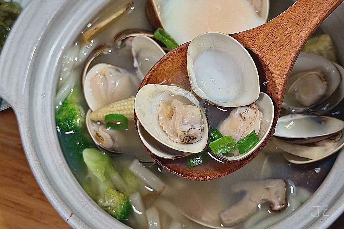 私嚐の吃飯|新竹東區寵物友善餐廳,必點超人氣日式咖哩丼飯、好多蛤蠣烏龍麵 - 第14張圖 私嚐の吃飯|新竹東區寵物友善餐廳,必點超人氣日式咖哩丼飯、好多蛤蠣烏龍麵