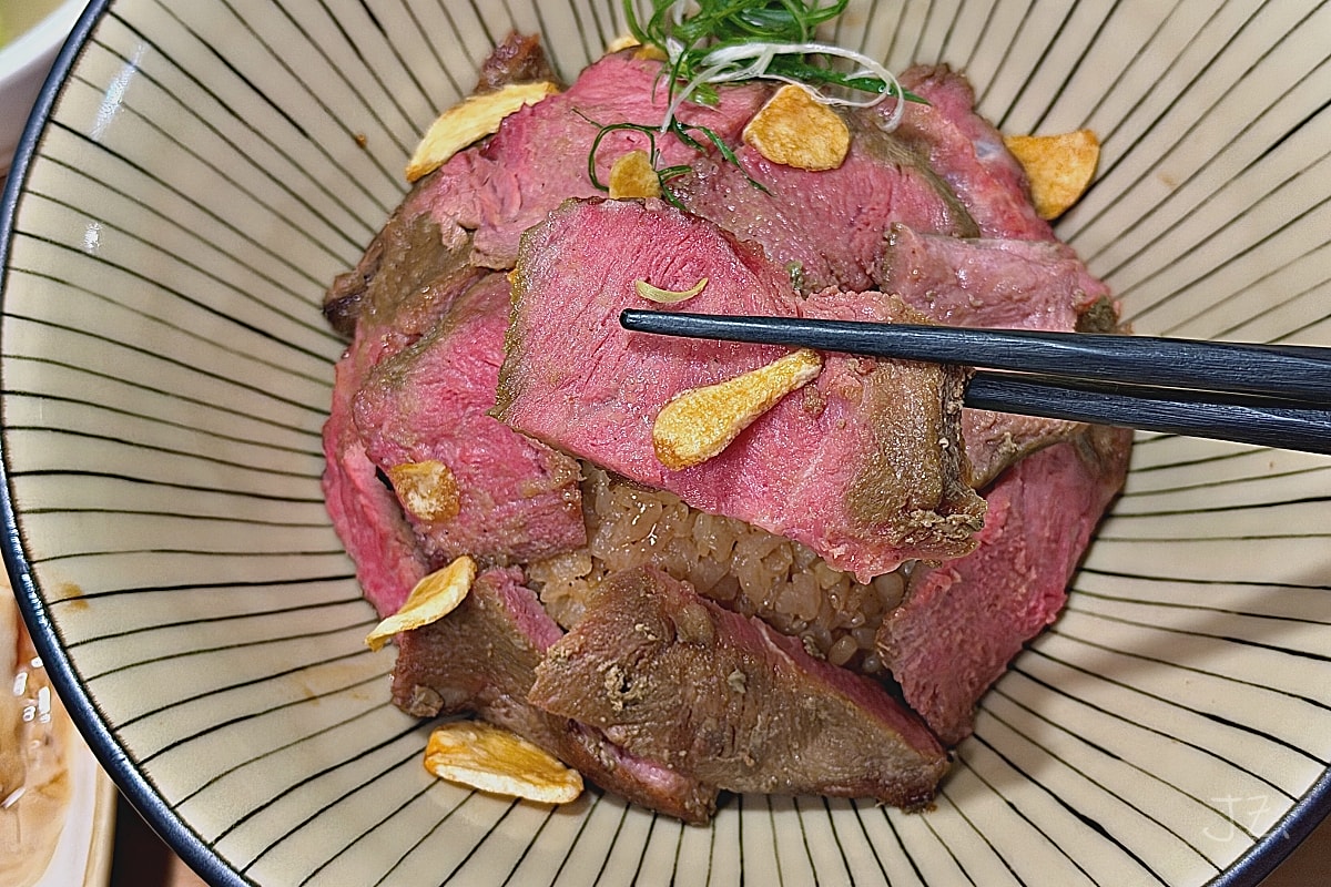 私嚐の吃飯|新竹東區寵物友善餐廳,必點超人氣日式咖哩丼飯、好多蛤蠣烏龍麵 - 第18張圖 私嚐の吃飯|新竹東區寵物友善餐廳,必點超人氣日式咖哩丼飯、好多蛤蠣烏龍麵