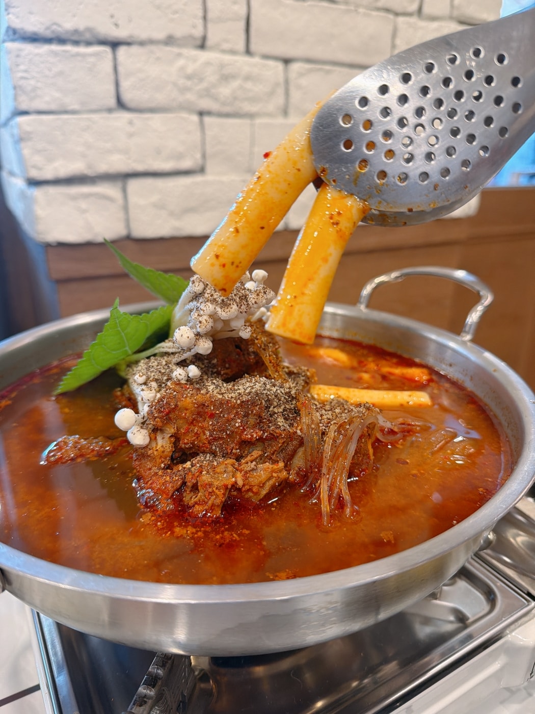 食記★K-POT HOUSE 馬鈴薯排骨湯|釜山主廚的韓國家常湯鍋 - 第12張圖 食記★K-POT HOUSE 馬鈴薯排骨湯|釜山主廚的韓國家常湯鍋