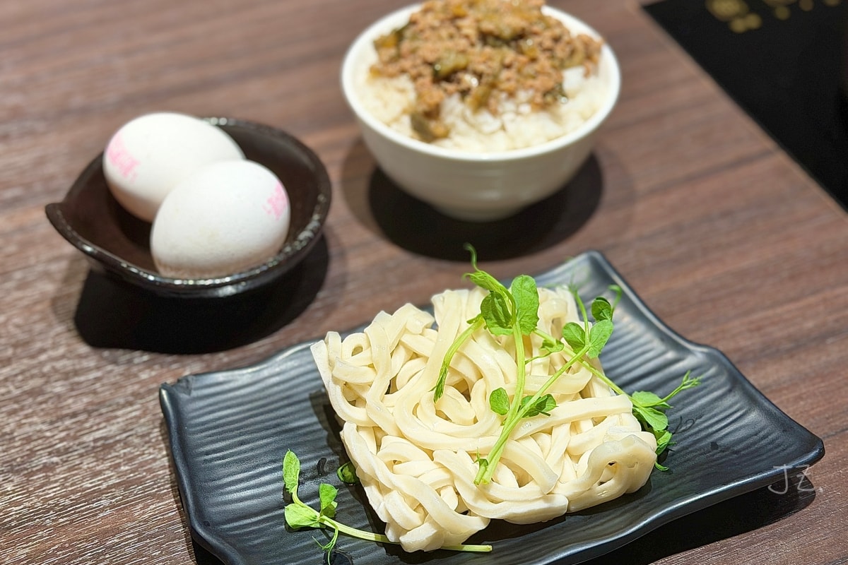 双禾町鍋物｜新北中和南勢角高CP值火鍋，海陸套餐、A5和牛、自助吧無限享用