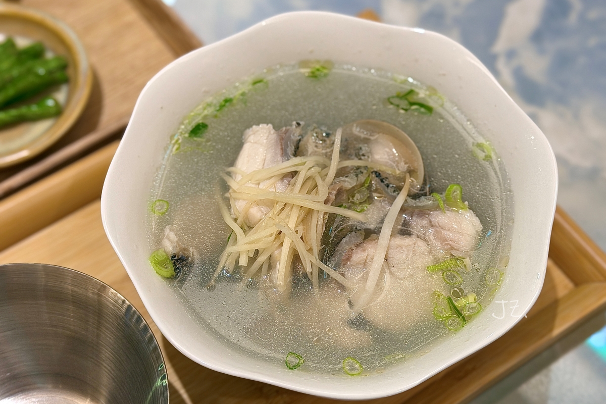 永心鳳茶微風信義店｜信義區下午茶聚餐約會，10週年全新改裝開幕！創意台菜、台灣茶飲一次享受