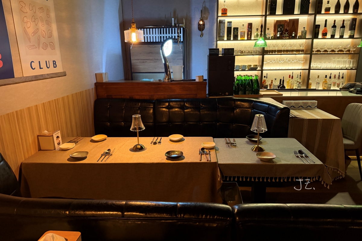 No.641 Bistro 義式餐酒館｜台北永春微醺聚餐空間，Pizza、義大利麵與調酒一次滿足
