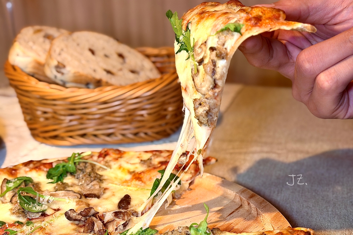 No.641 Bistro 義式餐酒館｜台北永春微醺聚餐空間，Pizza、義大利麵與調酒一次滿足