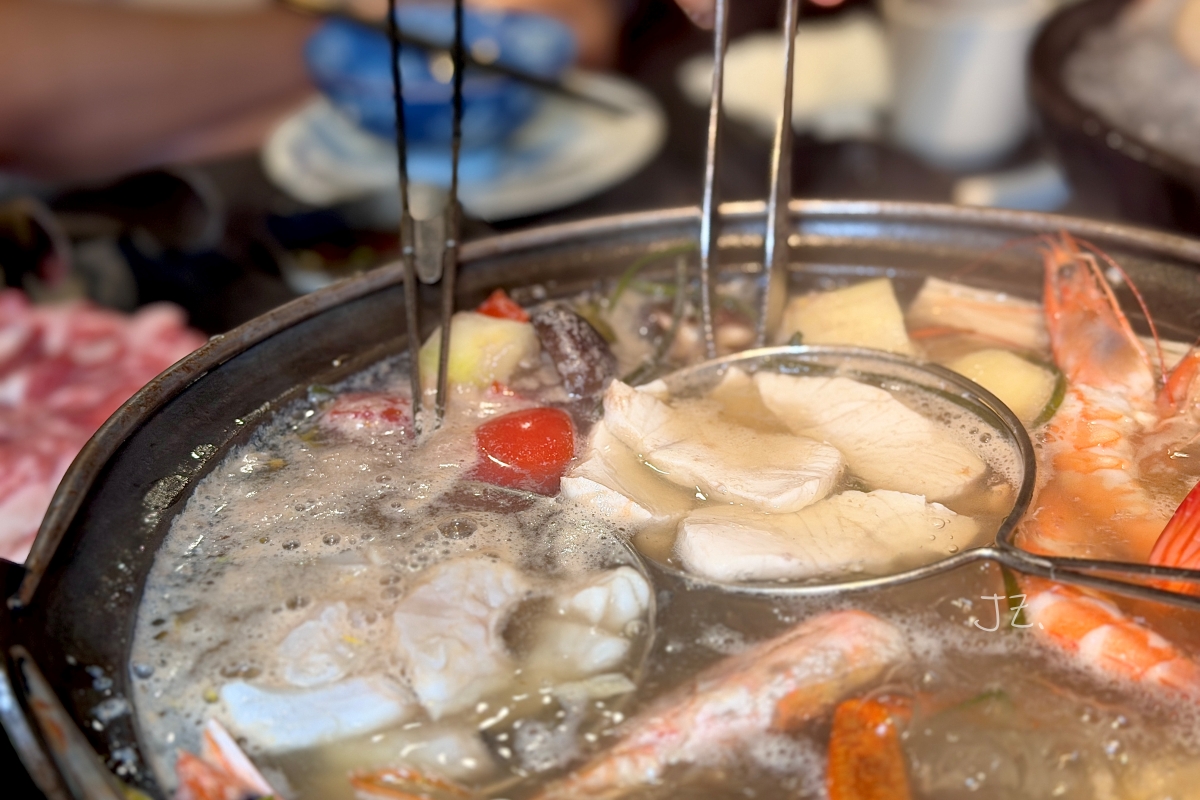 囍聚精緻鍋物｜台北精緻火鍋，專人桌邊代煮、慶生約會聚餐青蟳、龍虎石斑、海膽和牛料理一次滿足